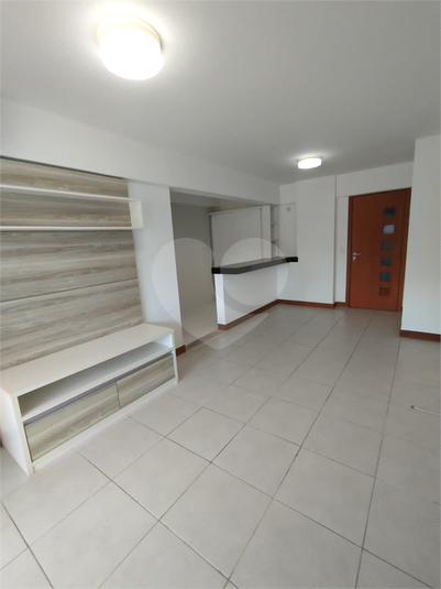 Venda Apartamento Salvador Armação REO1046264 10