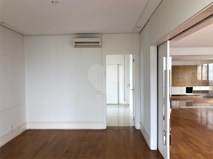 Venda Apartamento São Paulo Santa Cecília REO1046343 13