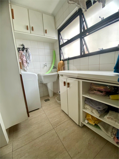 Venda Apartamento Santos Embaré REO1046467 22