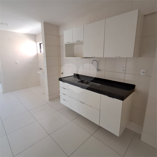 Venda Apartamento Maceió Ponta Verde REO1046555 17