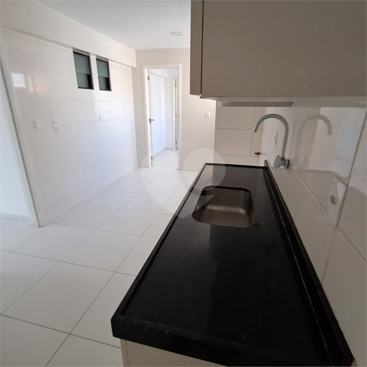 Venda Apartamento Maceió Ponta Verde REO1046555 15