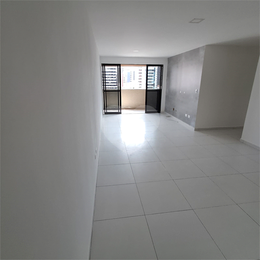 Venda Apartamento Maceió Ponta Verde REO1046555 6