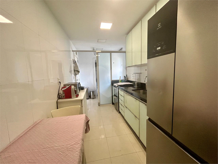 Venda Apartamento Vitória Barro Vermelho REO1046631 8