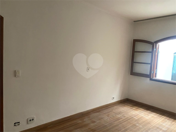 Foto REO1046640