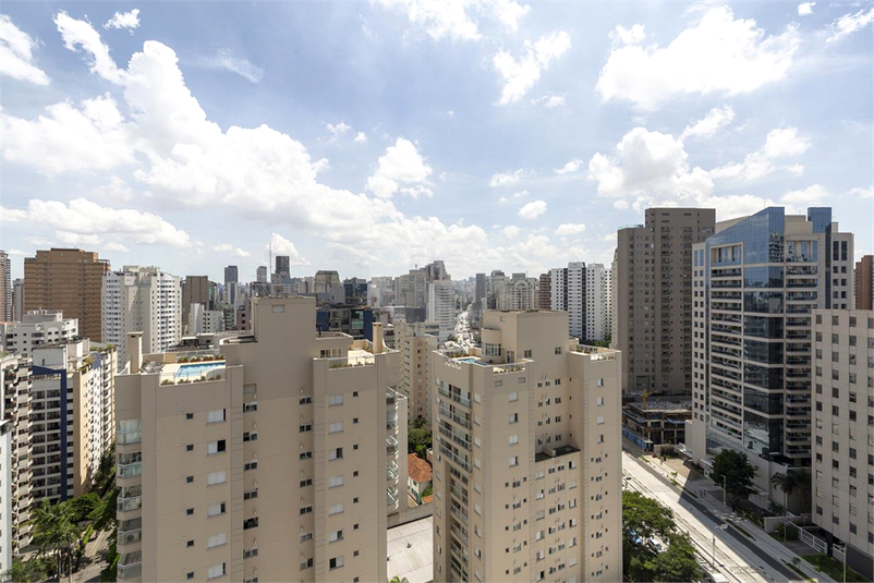 Foto REO1046800