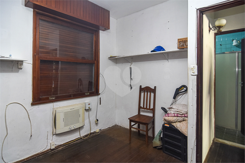 Foto REO1047558