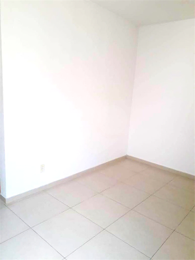 Venda Apartamento Salto Olaria REO1047712 5