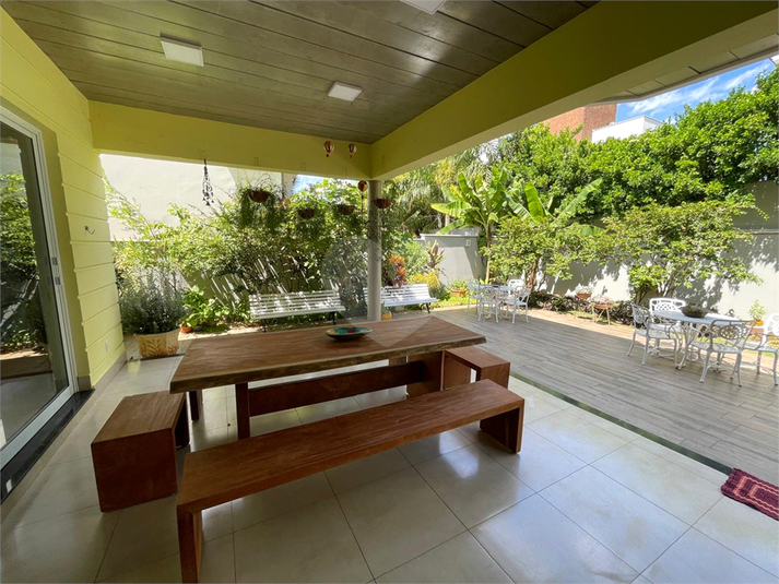 Foto REO1048257