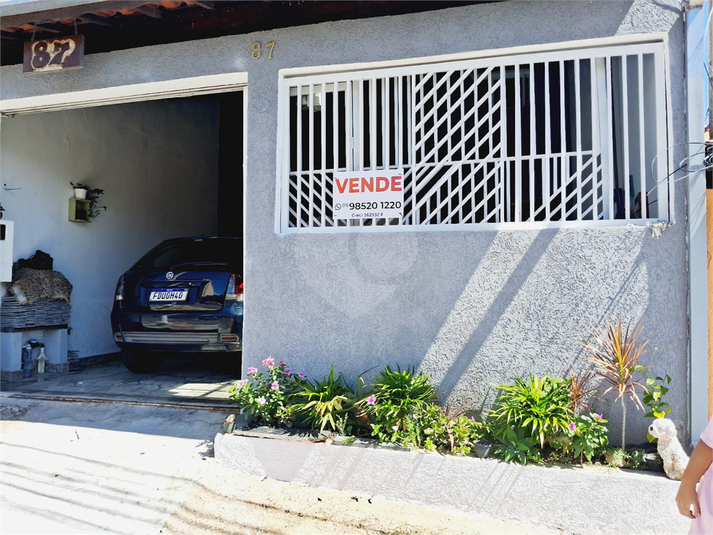 Foto REO1048431