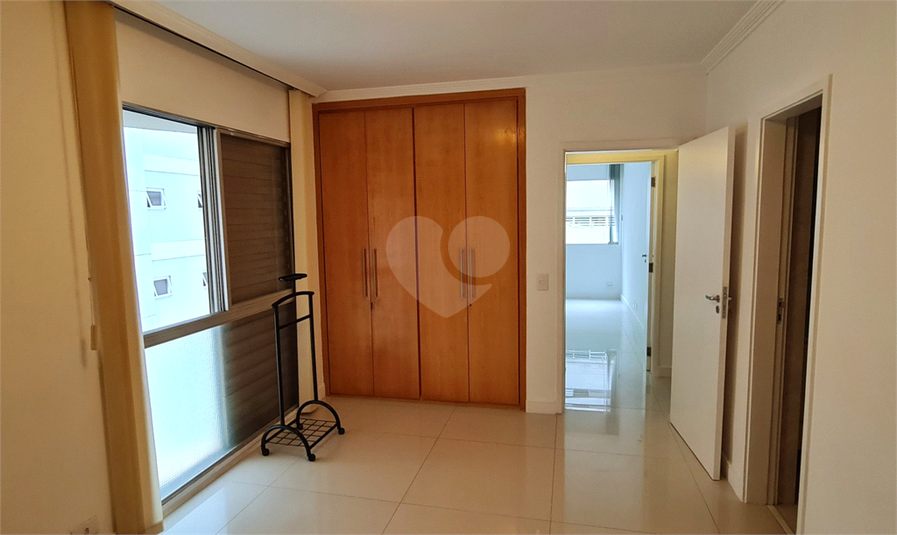 Foto REO1048448