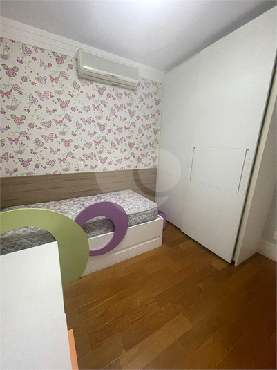 Foto REO104857