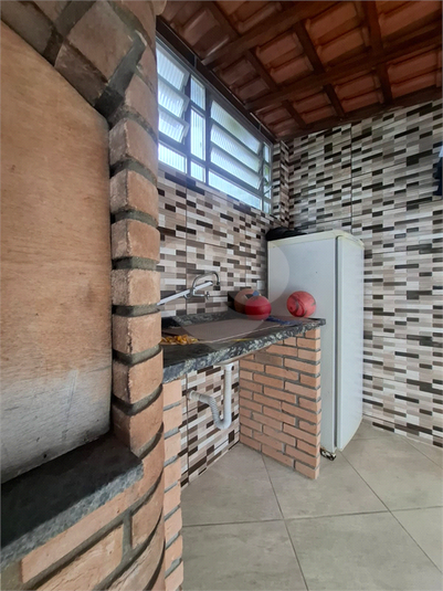Foto REO1048575