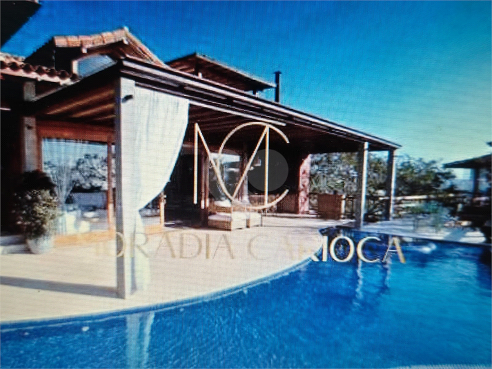 Foto REO1048629
