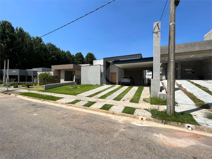 Foto REO1048888