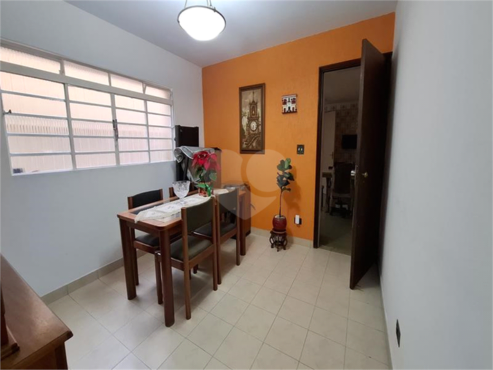 Foto REO1048901