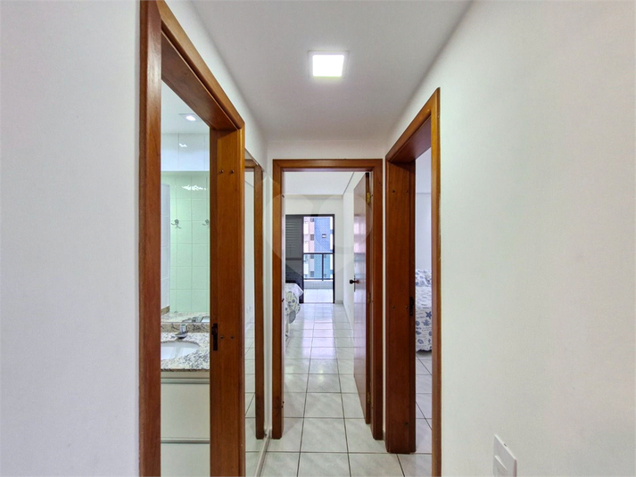 Foto REO1048916