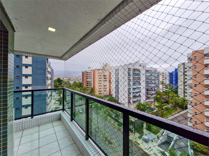 Foto REO1048916
