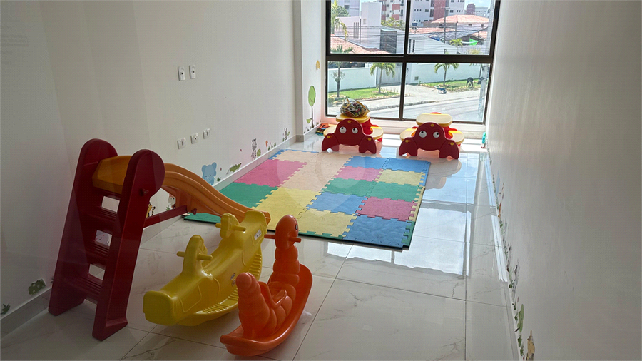 Foto REO1049026