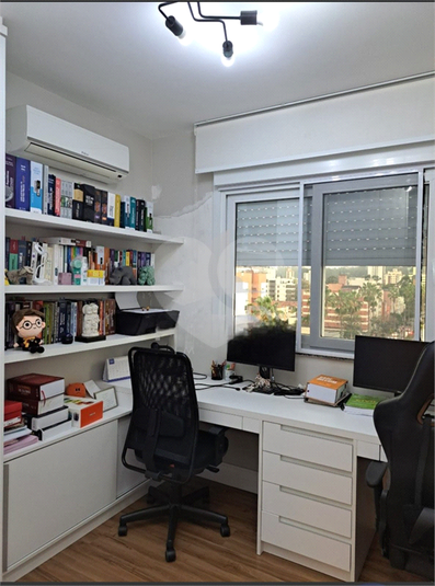 Venda Apartamento Porto Alegre Menino Deus REO1049105 24