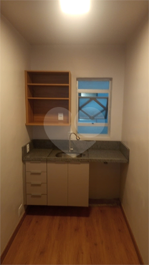 Venda Apartamento Porto Alegre Centro Histórico REO1049136 3