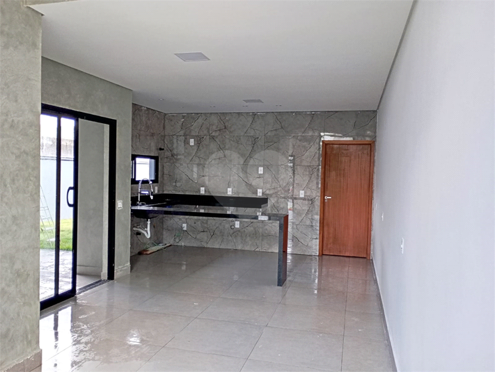 Foto REO1049641