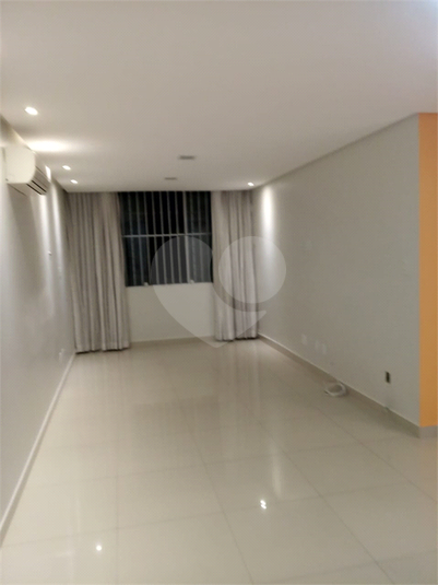 Venda Apartamento Maceió Jatiúca REO1049664 3