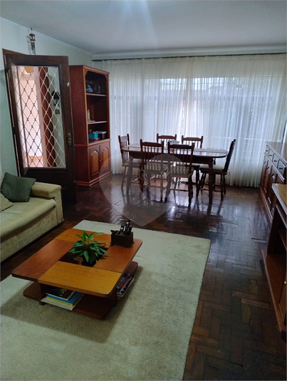 Foto REO1049975