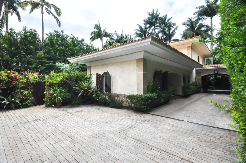 Venda Casa São Paulo Jardim América REO1050041 12