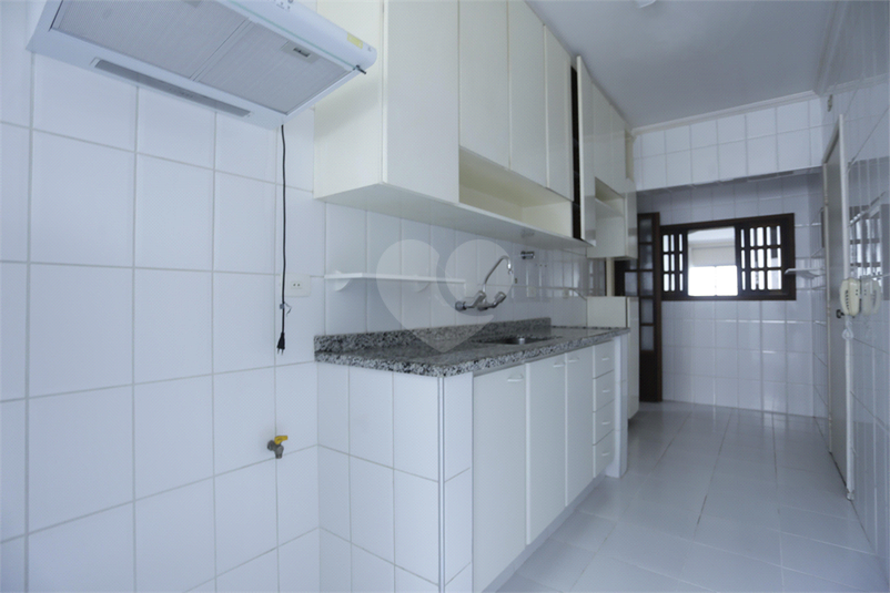 Venda Apartamento São Paulo Bela Vista REO1050305 17