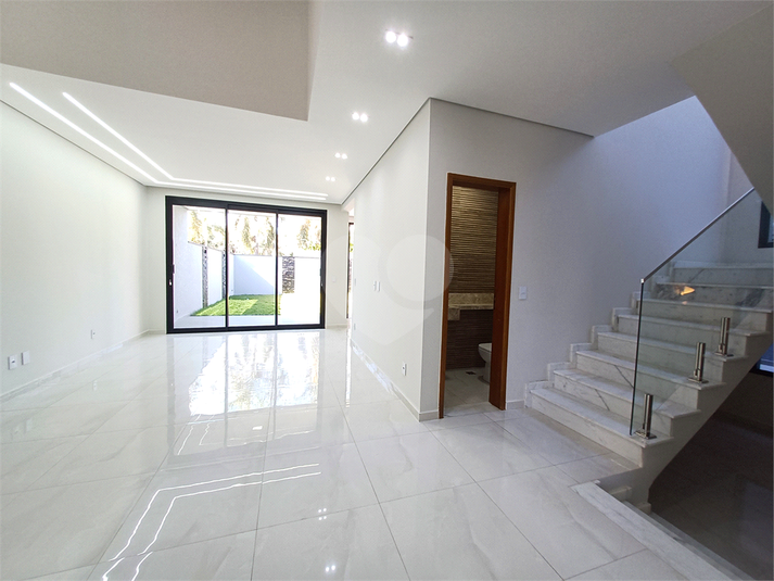 Foto REO1050483