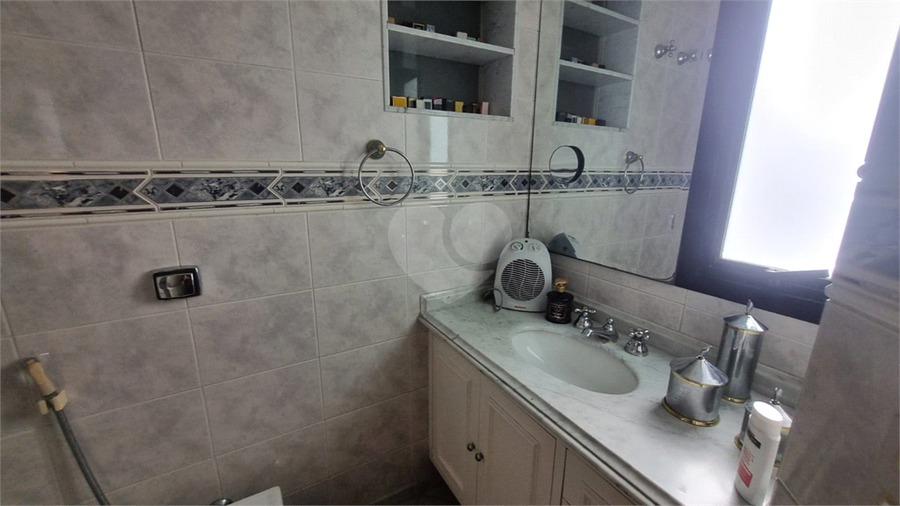 Foto REO1050990