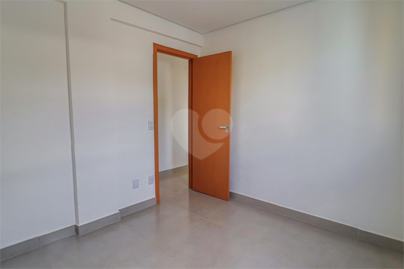 Foto REO1051423