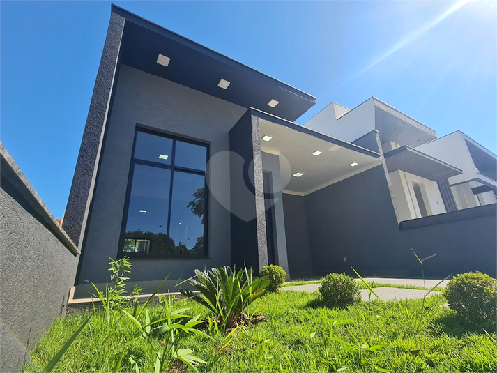Foto REO1051764