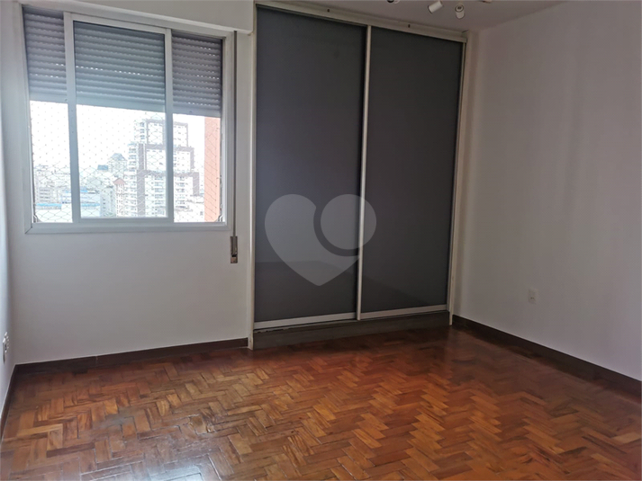 Foto REO1051810