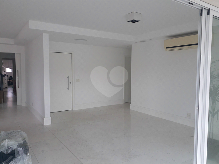 Foto REO1051864