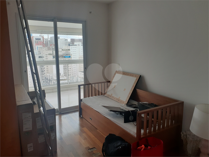 Foto REO1051864