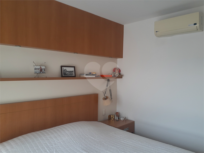 Foto REO1051864