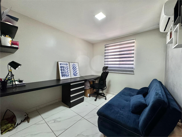 Foto REO1051869