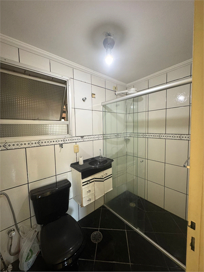 Venda Apartamento Guarulhos Camargos REO1051883 11