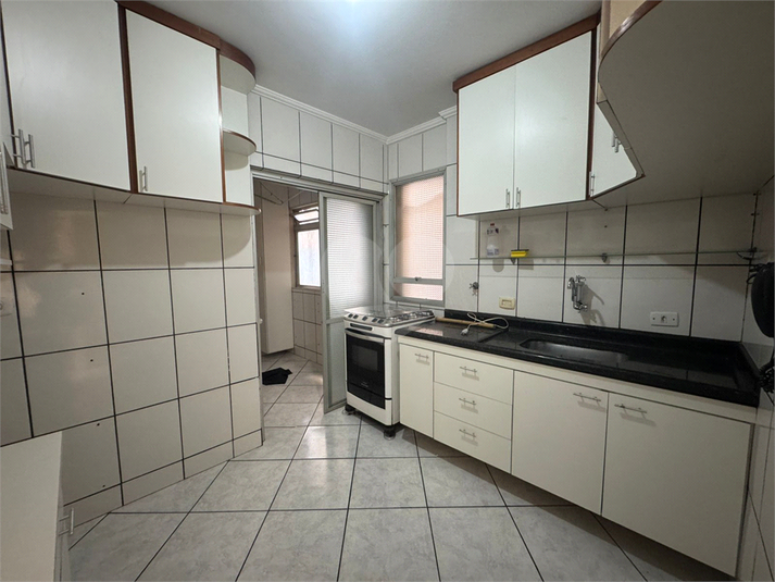 Venda Apartamento Guarulhos Camargos REO1051883 7