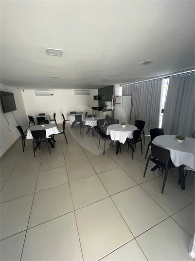 Foto REO1051909