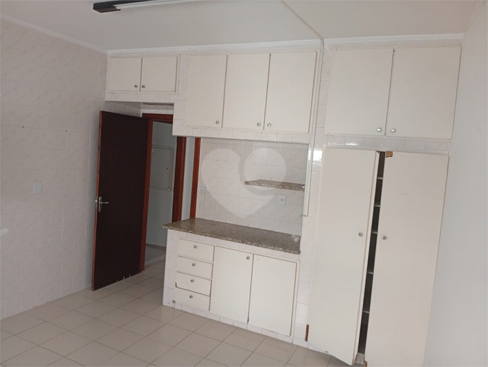 Foto REO1051986
