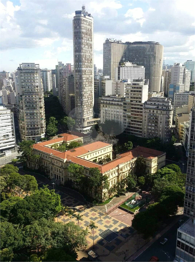 Venda Studio São Paulo República REO1052213 4