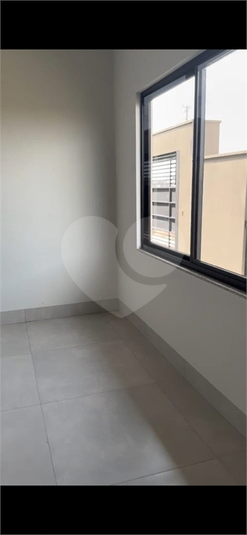 Foto REO1052225