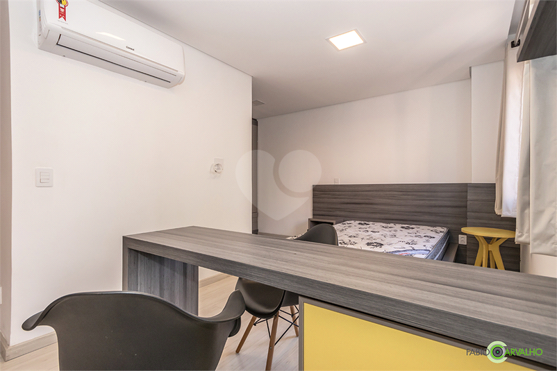 Venda Apartamento Porto Alegre Cidade Baixa REO1052233 6