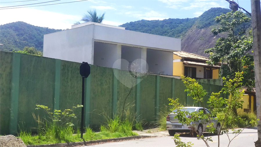 Foto REO1052296