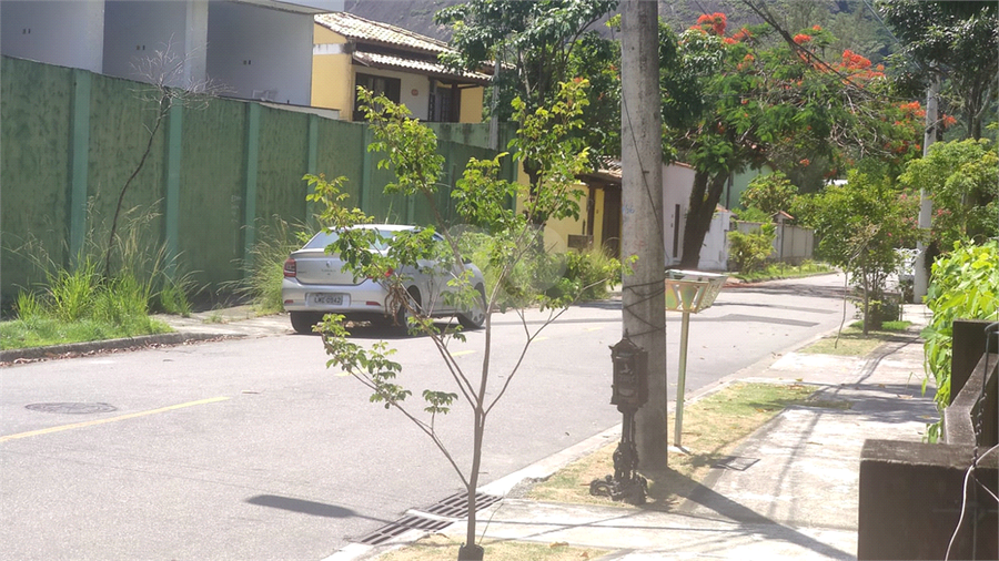 Foto REO1052296