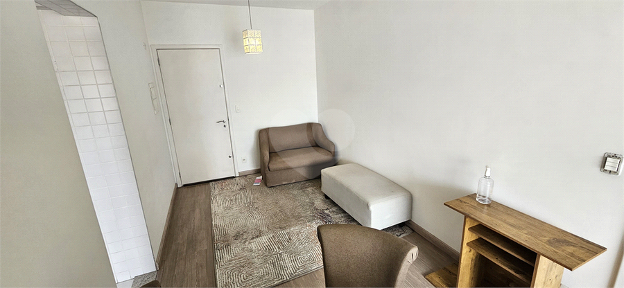 Venda Apartamento São Paulo Liberdade REO1052316 3