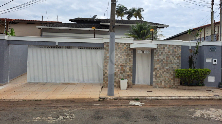 Foto REO1052748