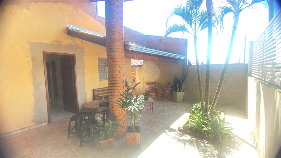 Foto REO1052751